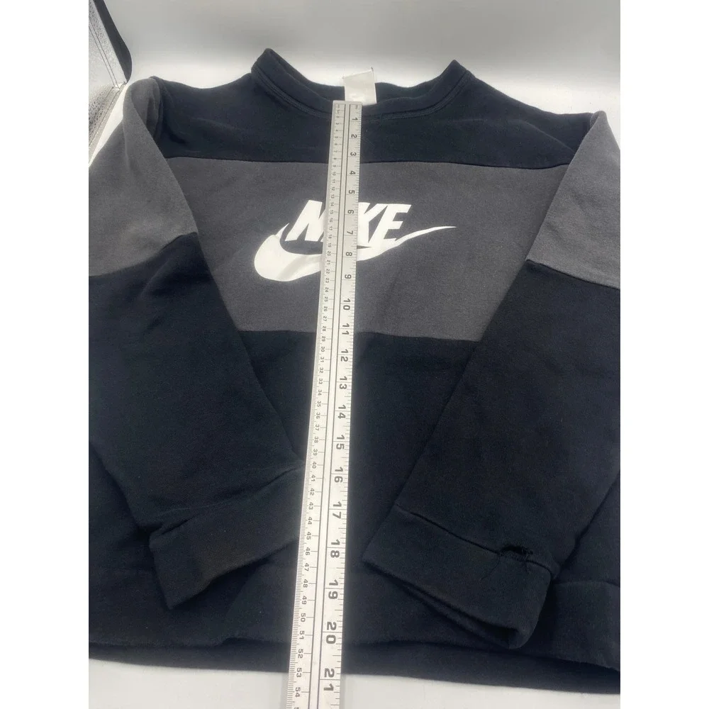Nike Boys Sweatshirt Kids Large Black Gray Colorblock Pullover Logo Preowned‎